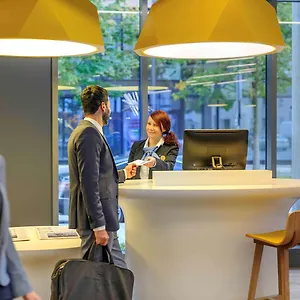 Novotel Arnulfpark Münih